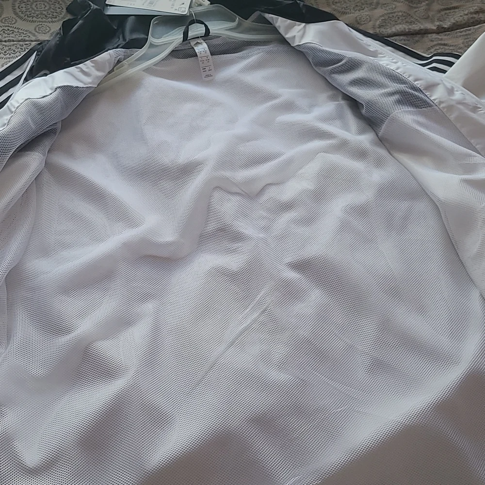 Adidas windbreaker - Picture 3 of 4